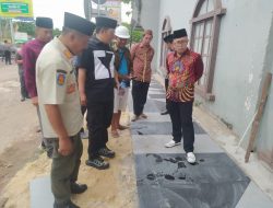 Tinjau Pengerjaan Penataan Wajah Kota, Bupati Riza Ingatkan Kontraktor Bekerja Sesuai RAB