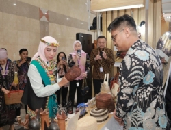 PT Timah Tbk Bantu Kenalkan Produk UMKM Mitra Binaan di Pameran Kriyanusa 2024