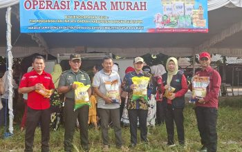 Bantu Warga Dapatkan Sembako Dengan Harga Terjangkau, Pemkab Bangka Selatan Gelar Operasi Pasar Murah