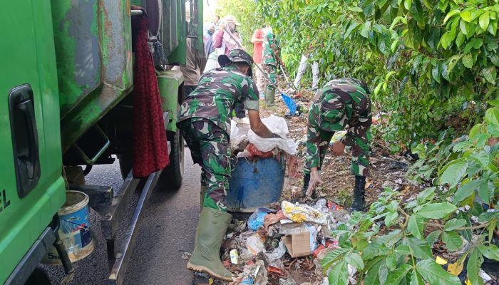 Dukung Gerakan Nasional Indonesia Asri, TNI-Polri di Bangka Selatan Kompak Bersih Lingkungan Bersama Pemda dan Warga